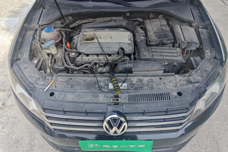 Used Volkswagen Passat 2011 1.8 TSI DSG Prestige Edition Engine Bay