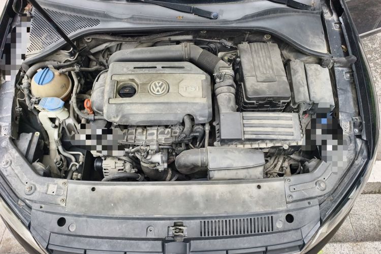 Used Volkswagen Passat 2011 1.8TSI Automatic Prestige Edition Engine Bay