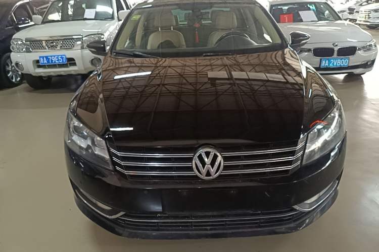 Used Volkswagen Passat 2011 2.0 TSI DSG Premium Edition Front
