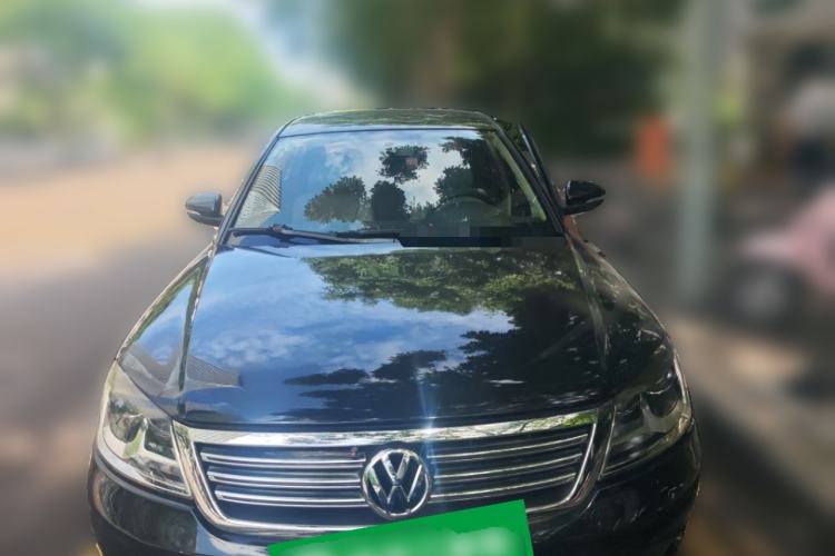 Used Volkswagen Passat 2011 1.8T Automatic Luxury Model Front
