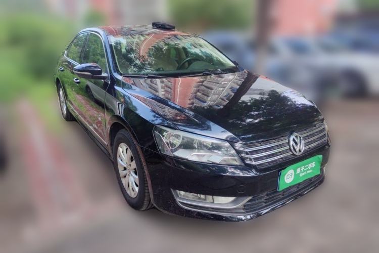Used Volkswagen Passat 2011 1.8TSI Automatic Prestige Edition Front Right 45 Deg