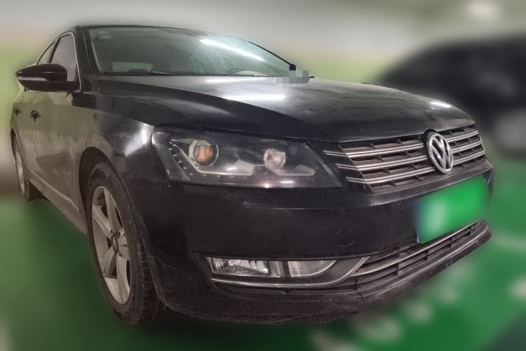 Used Volkswagen Passat 2011 1.8TSI DSG Prestige Edition Front Right 45 Deg