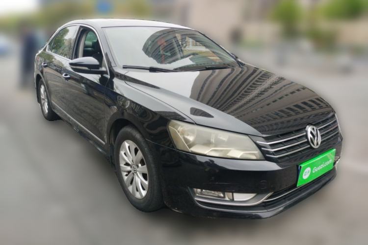 Used Volkswagen Passat 2011 1.8TSI Automatic Prestige Edition Front Right 45 Deg