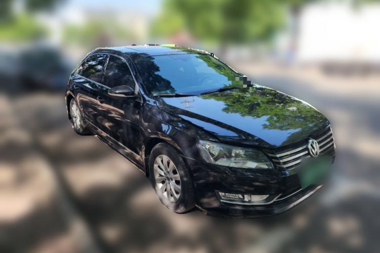 Used Volkswagen Passat 2011 1.8 TSI DSG Prestige Edition Front Right 45 Deg