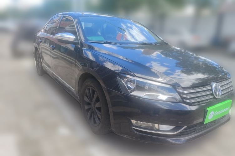 Used Volkswagen Passat 2011 1.8TSI Automatic Prestige Edition Front Right 45 Deg