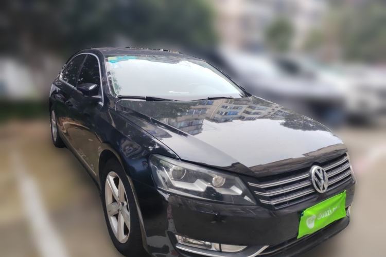 Used Volkswagen Passat 2011 1.8 TSI DSG Ultimate Edition Front Right 45 Deg