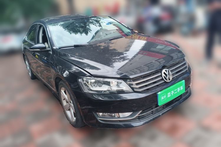 Used Volkswagen Passat 2011 1.8TSI DSG Prestige Edition Front Right 45 Deg
