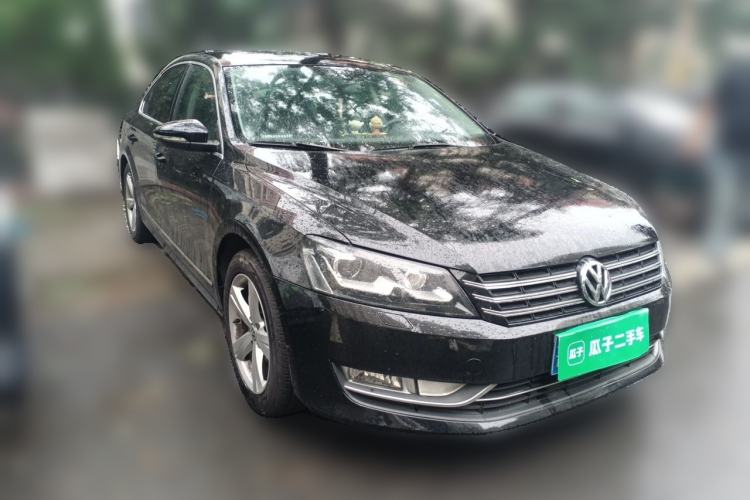 Used Volkswagen Passat 2011 1.8TSI DSG Prestige Edition Front Right 45 Deg