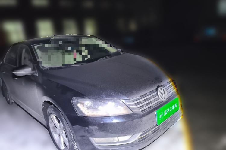 Used Volkswagen Passat 2011 1.8TSI DSG Prestige Edition Front Right 45 Deg