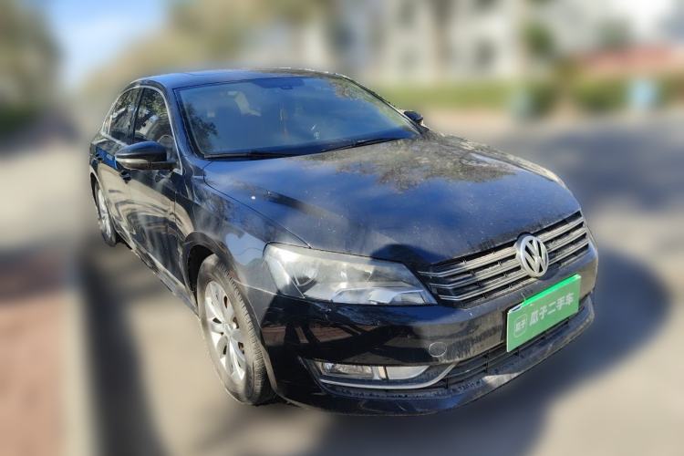 Used Volkswagen Passat 2011 1.4 TSI Manual Luxury Edition Front Right 45 Deg