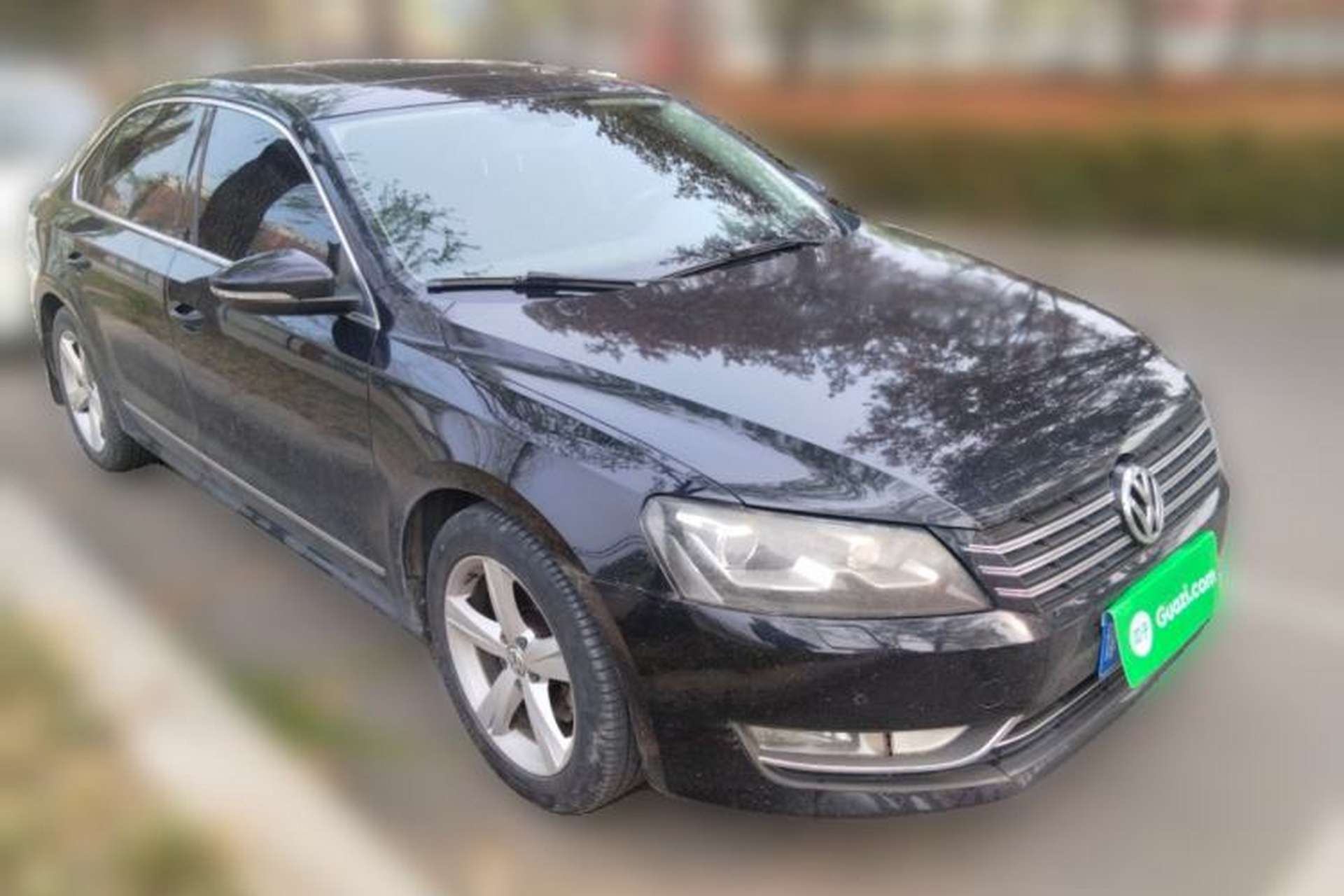 Used Volkswagen Passat 2011 2.0 TSI DSG Premium Edition Front Right 45 Deg