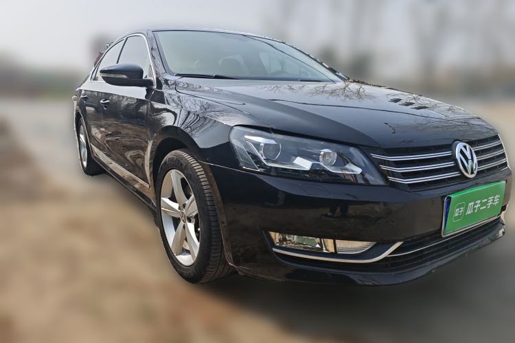 Used Volkswagen Passat 2011 1.8TSI DSG Prestige Edition Front Right 45 Deg