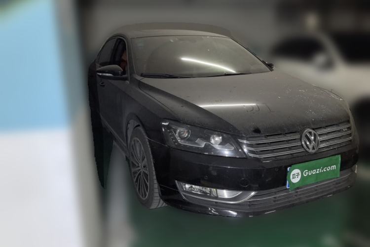 Used Volkswagen Passat 2011 3.0L V6 DSG Flagship Edition Front Right 45 Deg