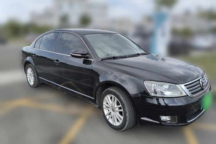 Used Volkswagen Passat 2011 1.8T Automatic Luxury Model Front Right 45 Deg