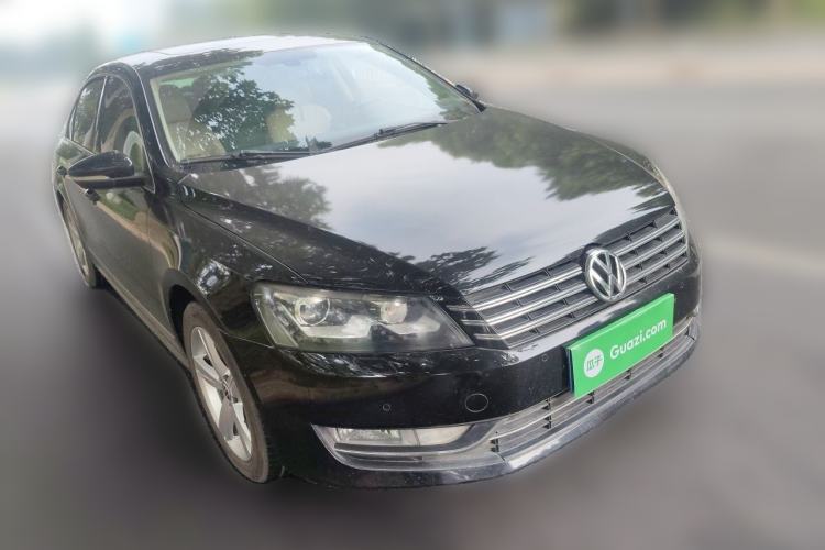 Used Volkswagen Passat 2011 2.0 TSI DSG Premium Edition Front Right 45 Deg