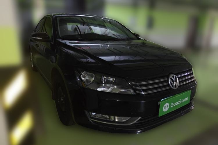 Used Volkswagen Passat 2011 1.8 TSI DSG Prestige Edition Front Right 45 Deg