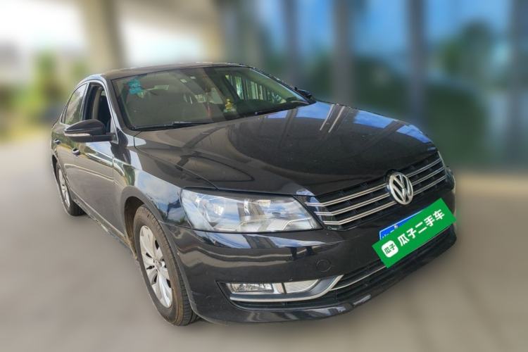Used Volkswagen Passat 2011 1.8TSI Automatic Prestige Edition Front Right 45 Deg