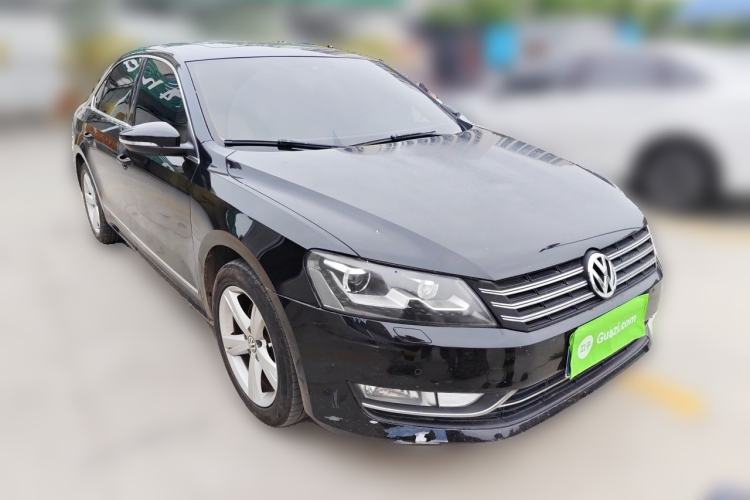 Used Volkswagen Passat 2011 1.8TSI DSG Prestige Edition Front Right 45 Deg