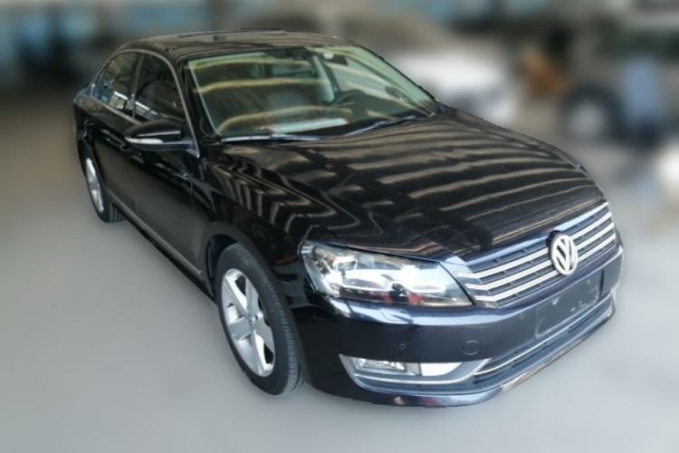 Used Volkswagen Passat 2011 1.8TSI DSG Prestige Edition Front Right 45 Deg
