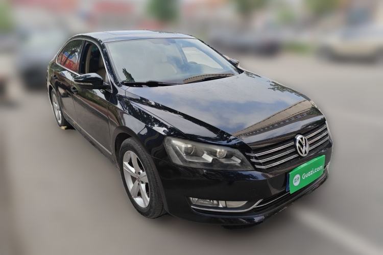 Used Volkswagen Passat 2011 2.0 TSI DSG Premium Edition Front Right 45 Deg