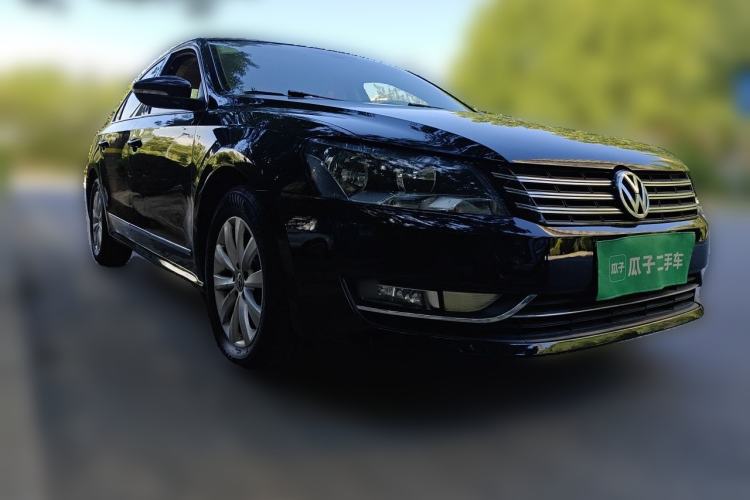 Used Volkswagen Passat 2011 1.8 TSI DSG Prestige Edition Front Right 45 Deg
