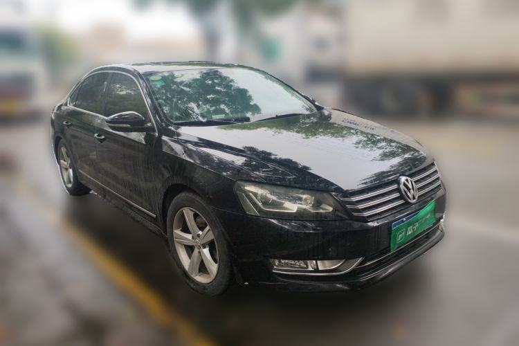 Used Volkswagen Passat 2011 2.0 TSI DSG Premium Edition Front Right 45 Deg