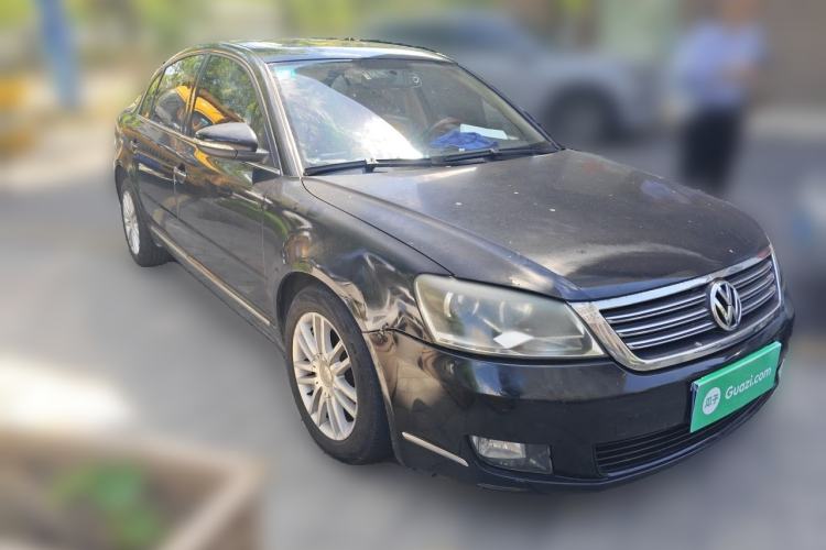 Used Volkswagen Passat 2011 1.8T Automatic Luxury Model Front Right 45 Deg