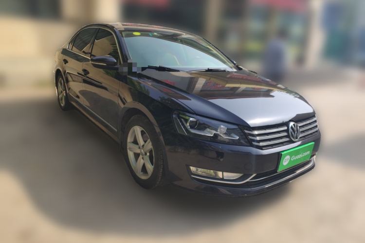 Used Volkswagen Passat 2011 1.8 TSI DSG Ultimate Edition Front Right 45 Deg