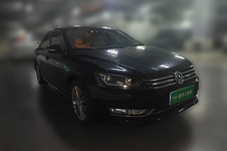 Used Volkswagen Passat 2011 1.8TSI DSG Prestige Edition Front Right 45 Deg