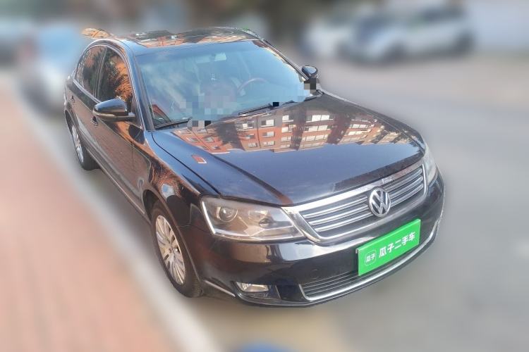 Used Volkswagen Passat 2011 1.8T Automatic Luxury Model Front Right 45 Deg