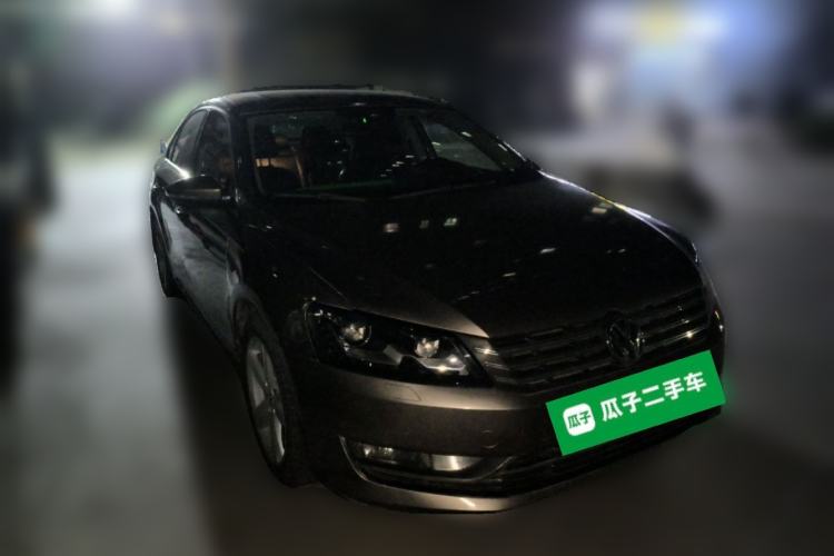 Used Volkswagen Passat 2011 2.0 TSI DSG Premium Edition Front Right 45 Deg