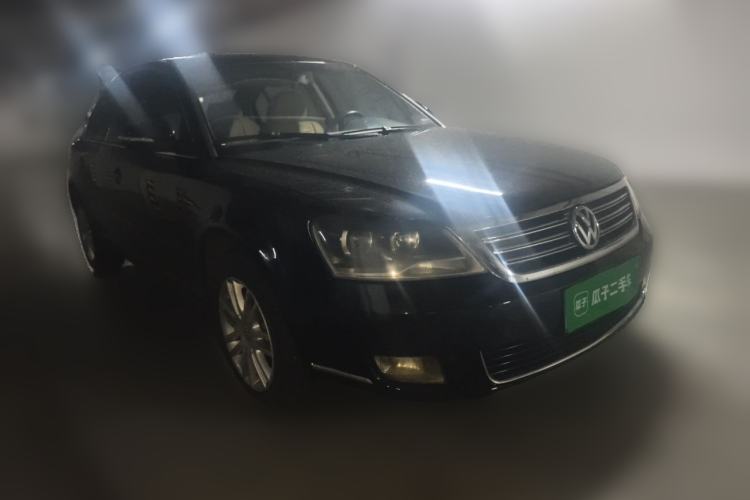Used Volkswagen Passat 2011 1.8T Automatic Luxury Model Front Right 45 Deg