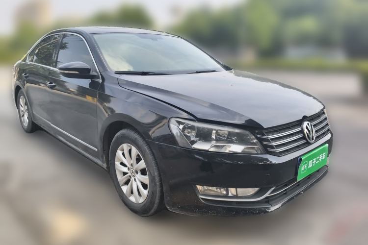 Used Volkswagen Passat 2011 1.8TSI Automatic Prestige Edition Front Right 45 Deg