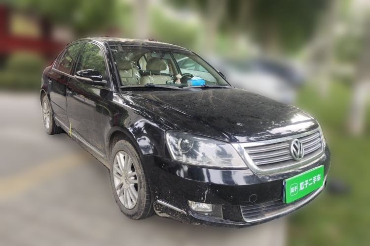 Used Volkswagen Passat 2011 1.8T Automatic Luxury Model Front Right 45 Deg