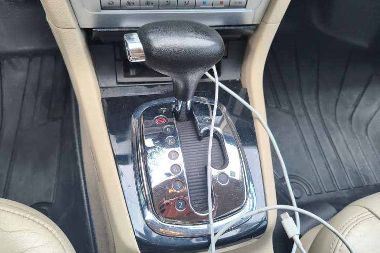 Used Volkswagen Passat 2011 1.8T Automatic Luxury Model Gear Lever