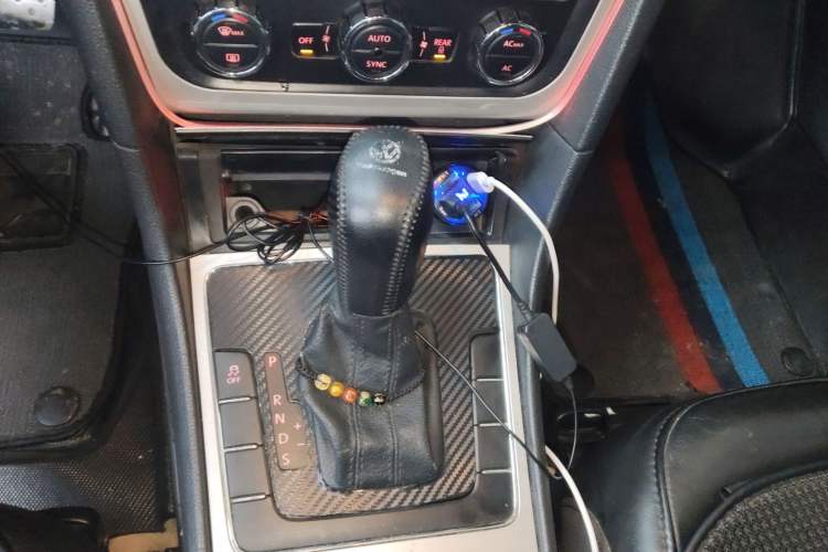 Used Volkswagen Passat 2011 1.8 TSI DSG Prestige Edition Gear Lever