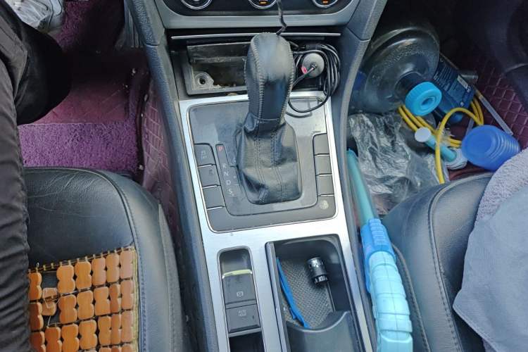 Used Volkswagen Passat 2011 1.8 TSI DSG Prestige Edition Gear Lever