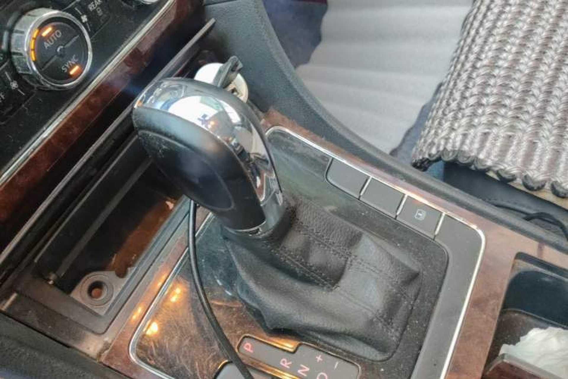 Used Volkswagen Passat 2011 2.0 TSI DSG Premium Edition Gear Lever
