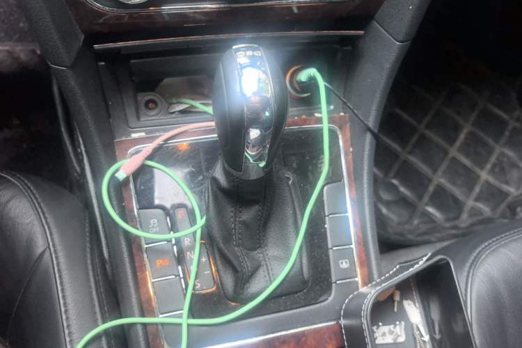 Used Volkswagen Passat 2011 1.8TSI DSG Prestige Edition Gear Lever
