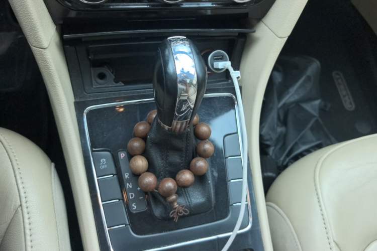 Used Volkswagen Passat 2011 1.8 TSI DSG Prestige Edition Gear Lever
