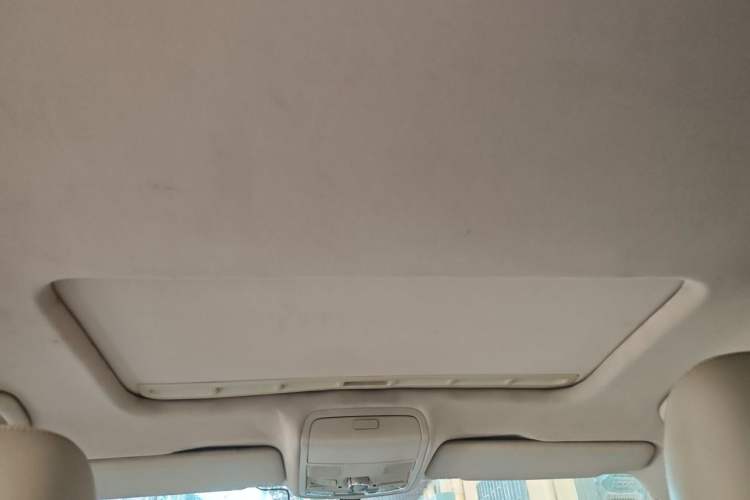 Used Volkswagen Passat 2011 1.8TSI DSG Prestige Edition Headliner