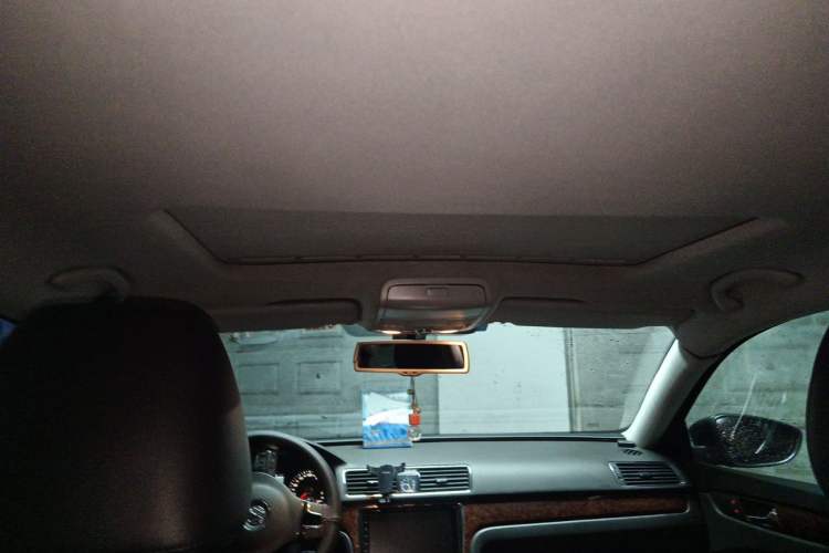 Used Volkswagen Passat 2011 1.8TSI DSG Prestige Edition Headliner