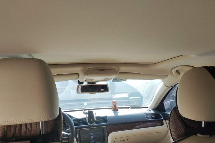 Used Volkswagen Passat 2011 2.0 TSI DSG Premium Edition Headliner