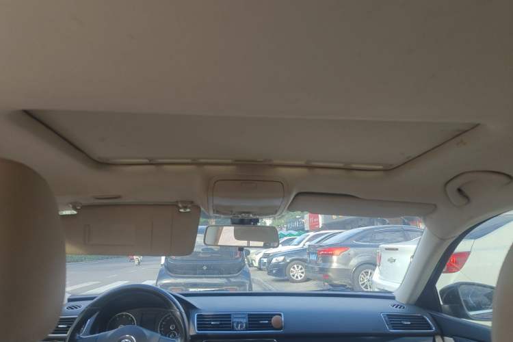 Used Volkswagen Passat 2011 1.8 TSI DSG Prestige Edition Headliner