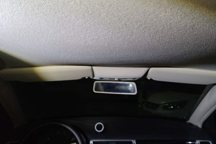 Used Volkswagen Passat 2011 1.8T Automatic Luxury Model Headliner