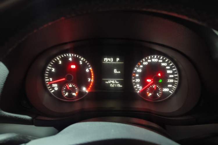 Used Volkswagen Passat 2011 1.8TSI Automatic Prestige Edition Instrument Cluster