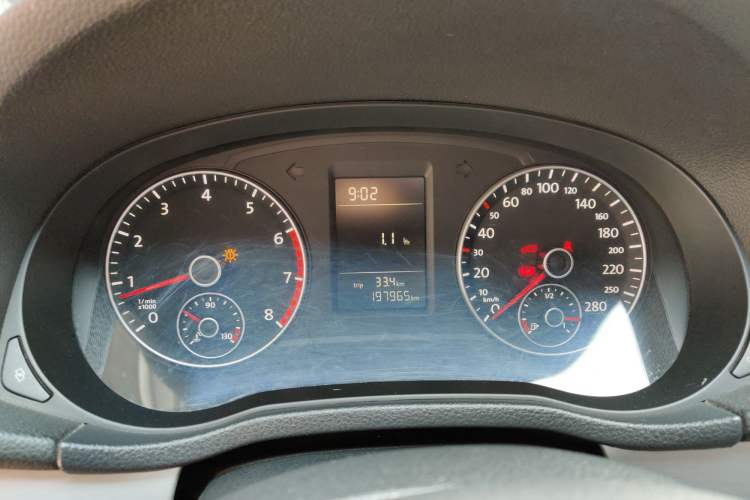 Used Volkswagen Passat 2011 1.4 TSI Manual Luxury Edition Instrument Cluster