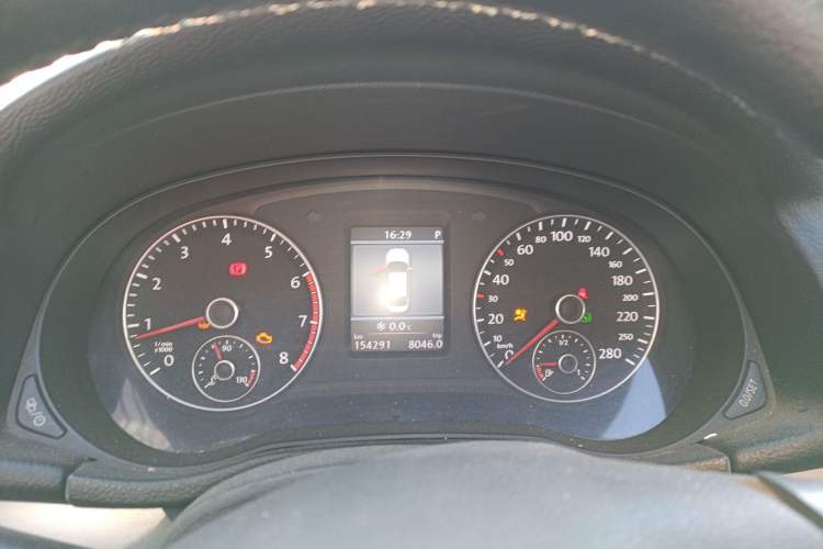 Used Volkswagen Passat 2011 2.0 TSI DSG Premium Edition Instrument Cluster