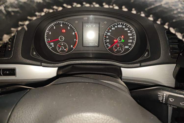 Used Volkswagen Passat 2011 1.8TSI Automatic Prestige Edition Instrument Cluster