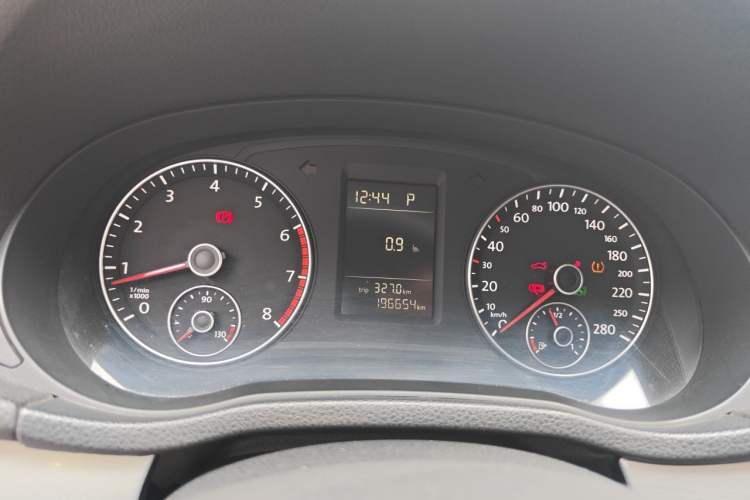 Used Volkswagen Passat 2011 1.4 TSI DSG Prestige Edition Instrument Cluster